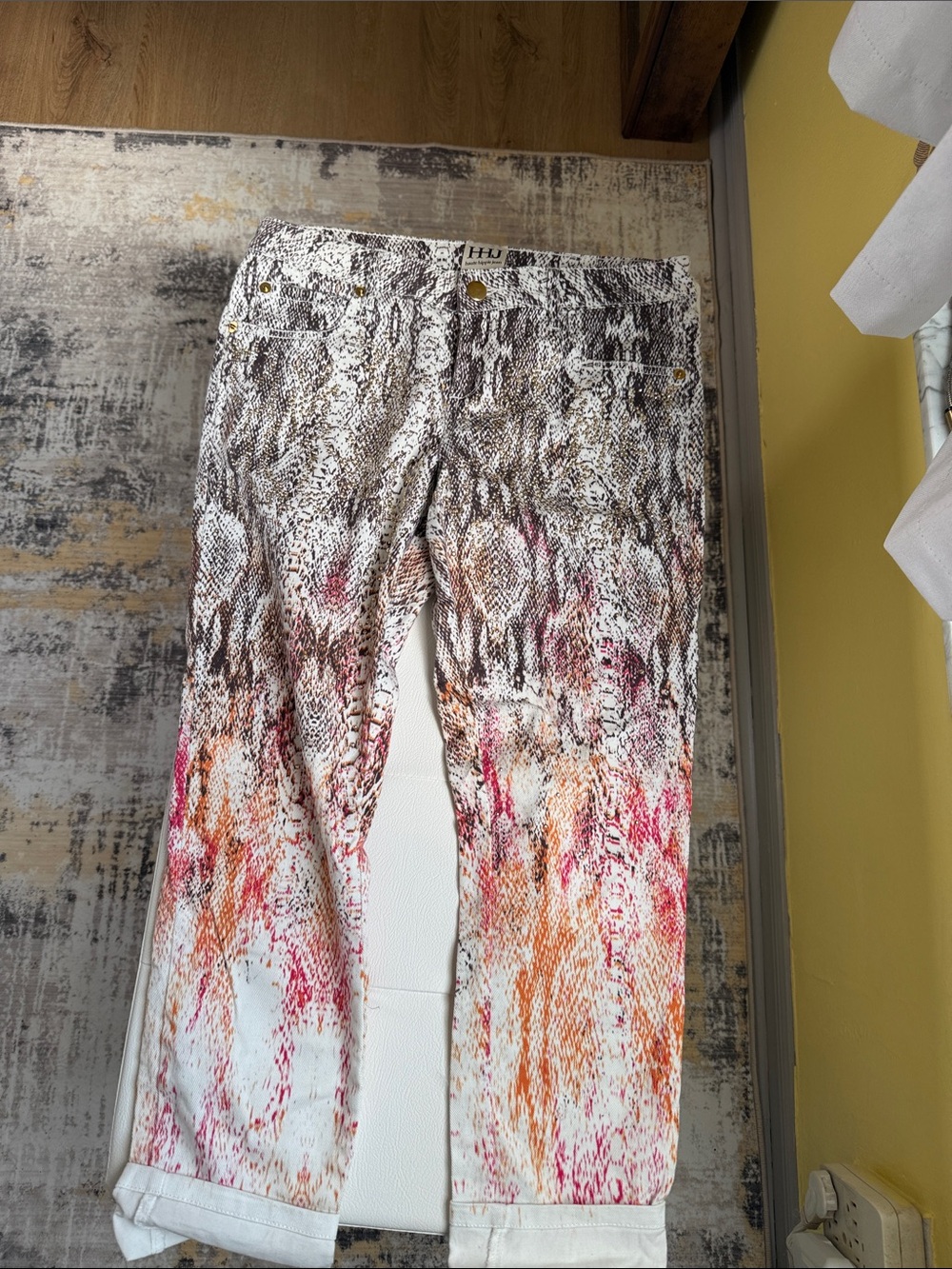 Skinny Women's Jeans with Multi-Color Abstract Snake Print